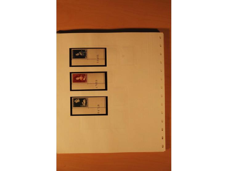 1947/59, ungebrauchte/postfrische und gestempelte Sammlung mit einigen besseren und kompletten Ausgaben, Abarten und weitere 