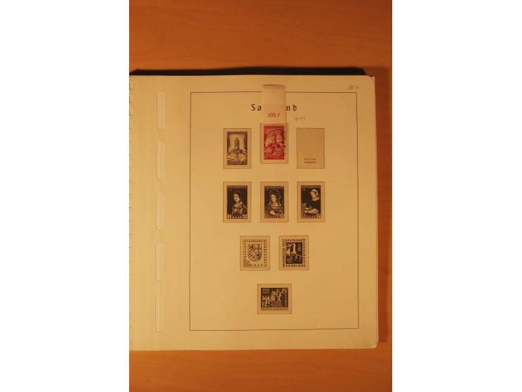 1947/59, ungebrauchte/postfrische und gestempelte Sammlung mit einigen besseren und kompletten Ausgaben, Abarten und weitere 