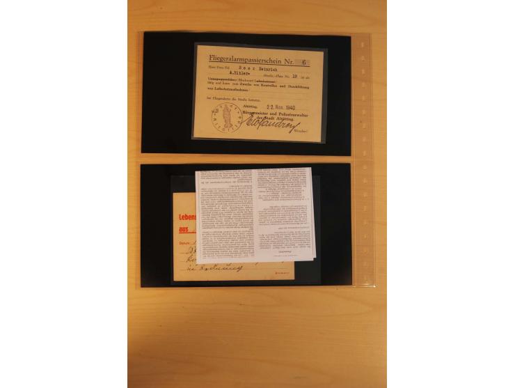 1939/45, umfangreiche Sammlung mit über 190 Briefen (viele mit Inhalt) und Karten, dabei viele besondere Stempel, Luft-Feldpo