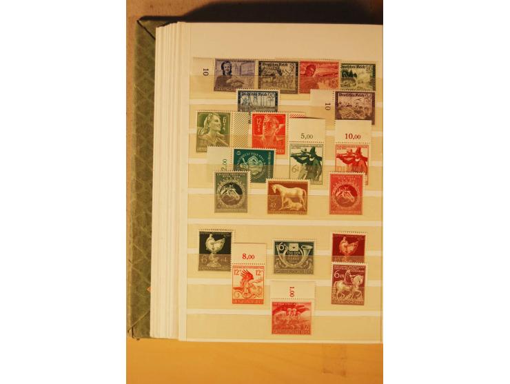 1872/1970 (ca.), postfrische, ungebrauchte und gestempelte Partie mit Sammlungen DR (u.a. Bl. 1 und 2), SBZ, DDR (dabei Marx-