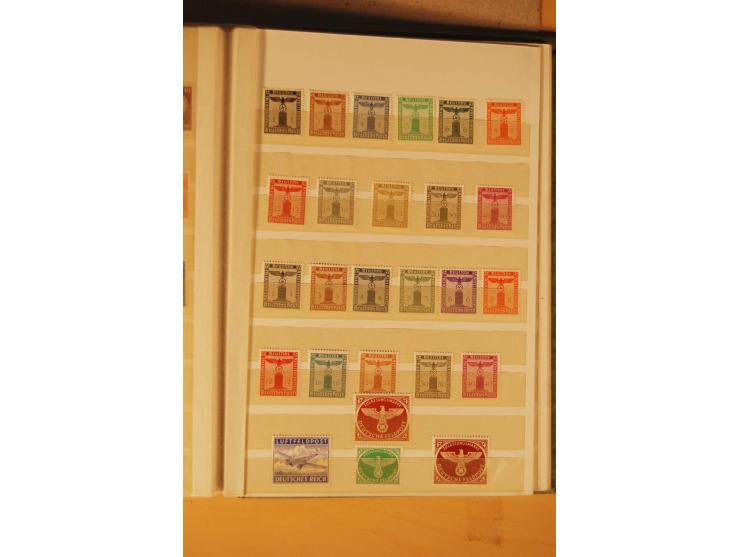 1872/1970 (ca.), postfrische, ungebrauchte und gestempelte Partie mit Sammlungen DR (u.a. Bl. 1 und 2), SBZ, DDR (dabei Marx-