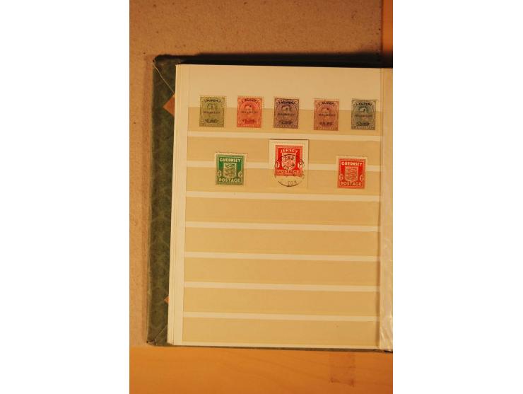 1872/1970 (ca.), postfrische, ungebrauchte und gestempelte Partie mit Sammlungen DR (u.a. Bl. 1 und 2), SBZ, DDR (dabei Marx-