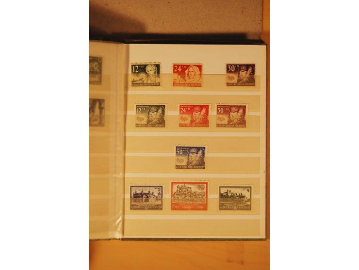 1872/1970 (ca.), postfrische, ungebrauchte und gestempelte Partie mit Sammlungen DR (u.a. Bl. 1 und 2), SBZ, DDR (dabei Marx-