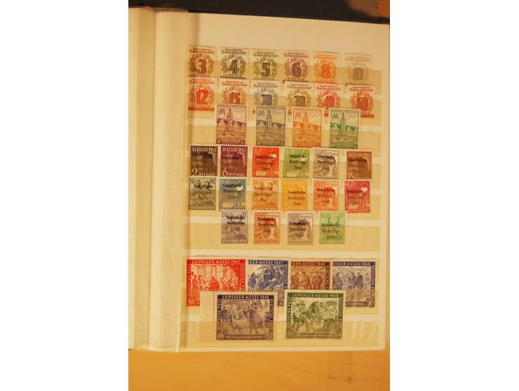 1872/1970 (ca.), postfrische, ungebrauchte und gestempelte Partie mit Sammlungen DR (u.a. Bl. 1 und 2), SBZ, DDR (dabei Marx-