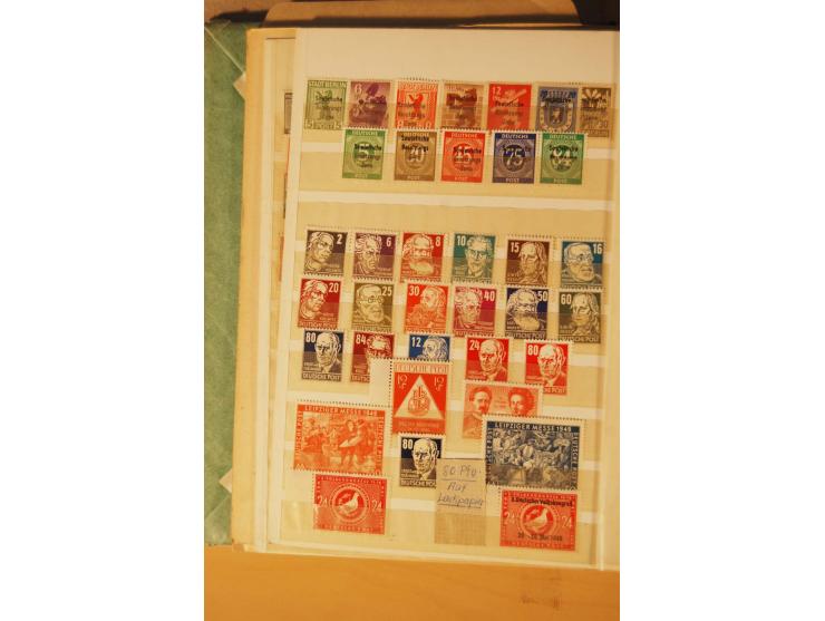 1872/1970 (ca.), postfrische, ungebrauchte und gestempelte Partie mit Sammlungen DR (u.a. Bl. 1 und 2), SBZ, DDR (dabei Marx-