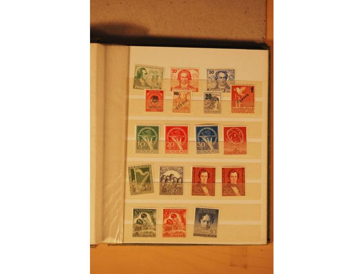 1872/1970 (ca.), postfrische, ungebrauchte und gestempelte Partie mit Sammlungen DR (u.a. Bl. 1 und 2), SBZ, DDR (dabei Marx-