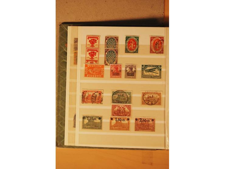 1872/1970 (ca.), postfrische, ungebrauchte und gestempelte Partie mit Sammlungen DR (u.a. Bl. 1 und 2), SBZ, DDR (dabei Marx-