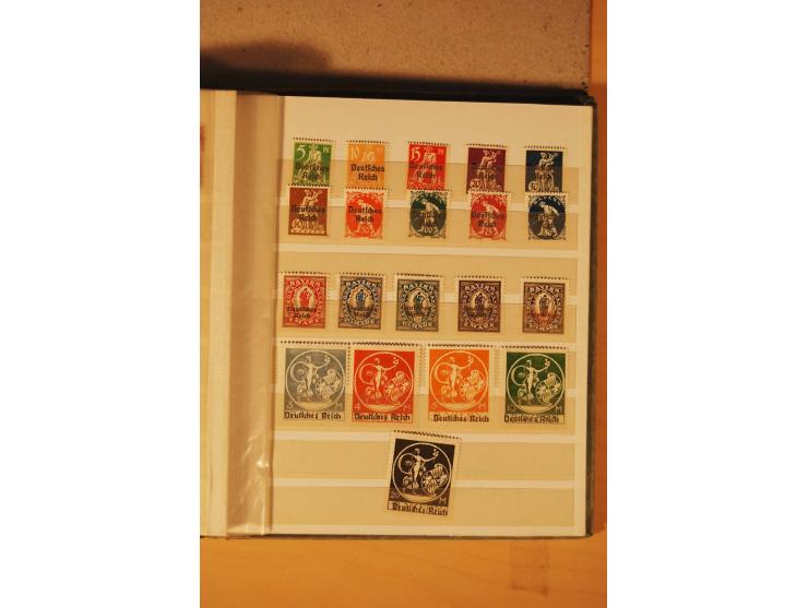 1872/1970 (ca.), postfrische, ungebrauchte und gestempelte Partie mit Sammlungen DR (u.a. Bl. 1 und 2), SBZ, DDR (dabei Marx-