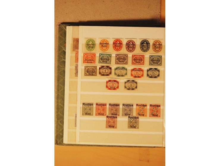 1872/1970 (ca.), postfrische, ungebrauchte und gestempelte Partie mit Sammlungen DR (u.a. Bl. 1 und 2), SBZ, DDR (dabei Marx-