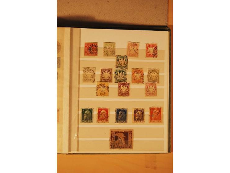 1872/1970 (ca.), postfrische, ungebrauchte und gestempelte Partie mit Sammlungen DR (u.a. Bl. 1 und 2), SBZ, DDR (dabei Marx-