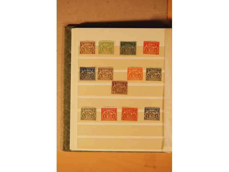 1872/1970 (ca.), postfrische, ungebrauchte und gestempelte Partie mit Sammlungen DR (u.a. Bl. 1 und 2), SBZ, DDR (dabei Marx-
