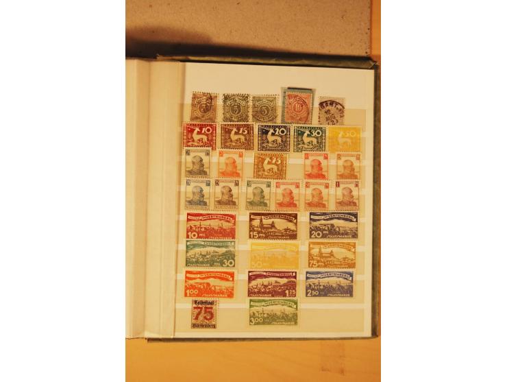 1872/1970 (ca.), postfrische, ungebrauchte und gestempelte Partie mit Sammlungen DR (u.a. Bl. 1 und 2), SBZ, DDR (dabei Marx-