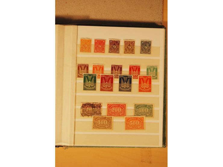 1872/1970 (ca.), postfrische, ungebrauchte und gestempelte Partie mit Sammlungen DR (u.a. Bl. 1 und 2), SBZ, DDR (dabei Marx-