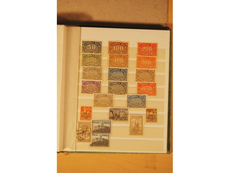 1872/1970 (ca.), postfrische, ungebrauchte und gestempelte Partie mit Sammlungen DR (u.a. Bl. 1 und 2), SBZ, DDR (dabei Marx-