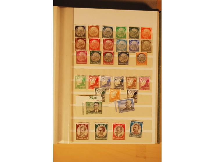 1872/1970 (ca.), postfrische, ungebrauchte und gestempelte Partie mit Sammlungen DR (u.a. Bl. 1 und 2), SBZ, DDR (dabei Marx-