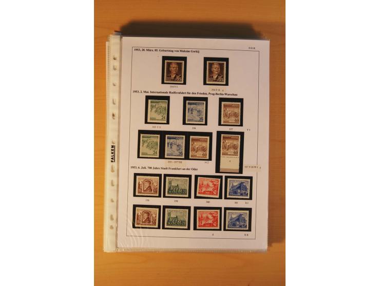 1949/90, postfrische und gestempelte stark spezialisierte Sammlung mit zahlreichen Abarten, Typen, Plattenfehlern und Zusamme