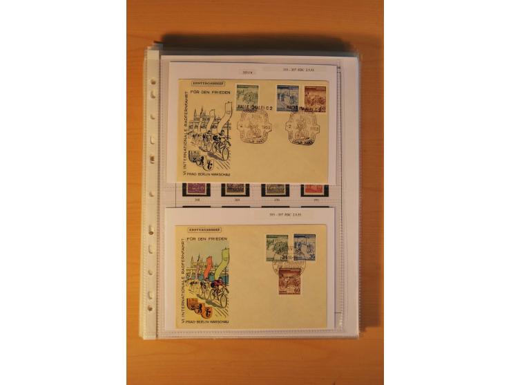1949/90, postfrische und gestempelte stark spezialisierte Sammlung mit zahlreichen Abarten, Typen, Plattenfehlern und Zusamme