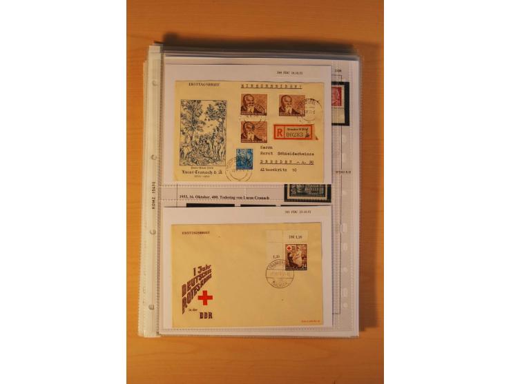 1949/90, postfrische und gestempelte stark spezialisierte Sammlung mit zahlreichen Abarten, Typen, Plattenfehlern und Zusamme