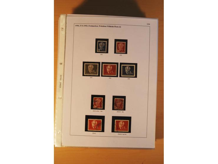 1949/90, postfrische und gestempelte stark spezialisierte Sammlung mit zahlreichen Abarten, Typen, Plattenfehlern und Zusamme