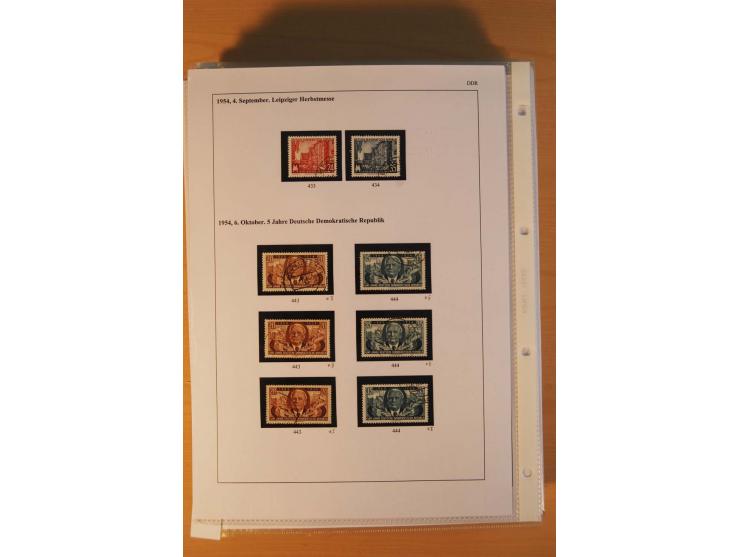 1949/90, postfrische und gestempelte stark spezialisierte Sammlung mit zahlreichen Abarten, Typen, Plattenfehlern und Zusamme