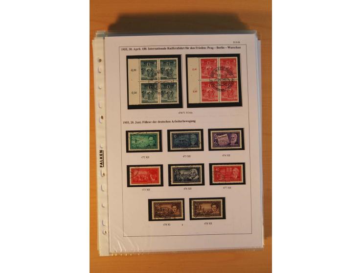 1949/90, postfrische und gestempelte stark spezialisierte Sammlung mit zahlreichen Abarten, Typen, Plattenfehlern und Zusamme