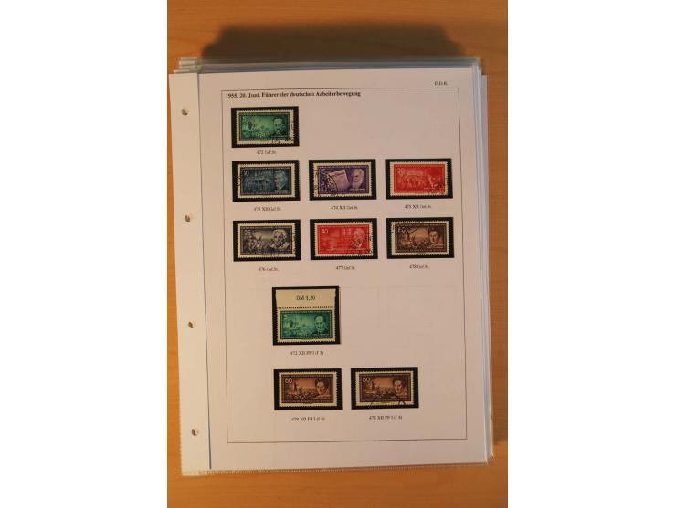 1949/90, postfrische und gestempelte stark spezialisierte Sammlung mit zahlreichen Abarten, Typen, Plattenfehlern und Zusamme