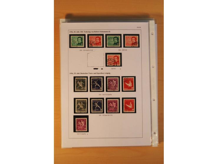 1949/90, postfrische und gestempelte stark spezialisierte Sammlung mit zahlreichen Abarten, Typen, Plattenfehlern und Zusamme
