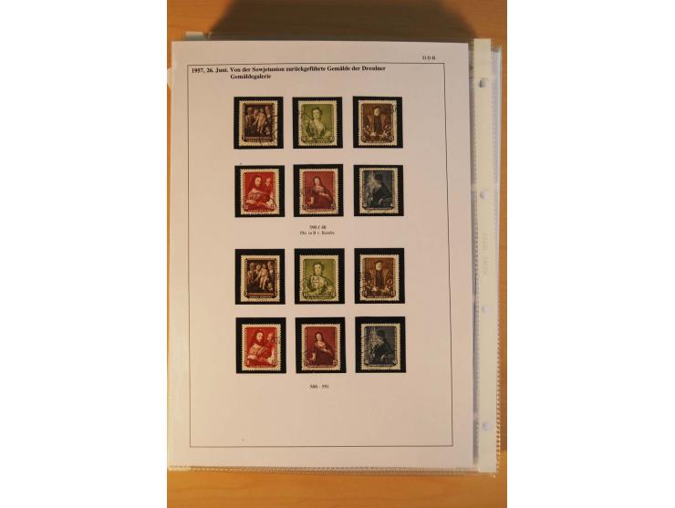 1949/90, postfrische und gestempelte stark spezialisierte Sammlung mit zahlreichen Abarten, Typen, Plattenfehlern und Zusamme