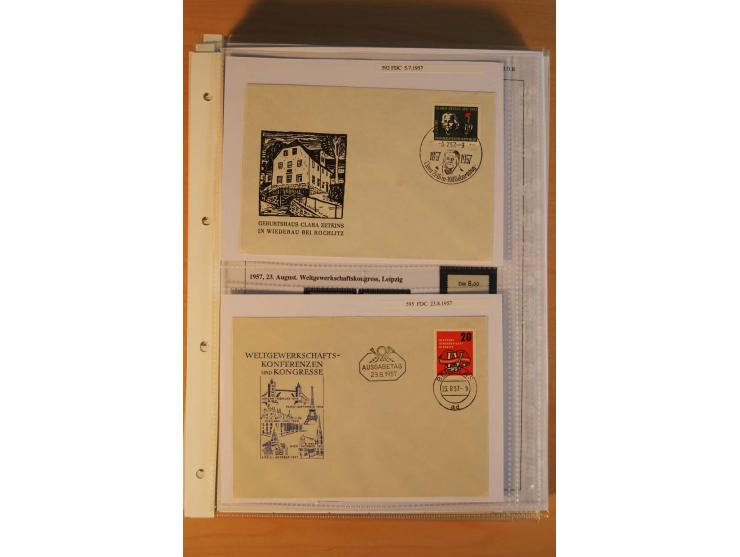 1949/90, postfrische und gestempelte stark spezialisierte Sammlung mit zahlreichen Abarten, Typen, Plattenfehlern und Zusamme