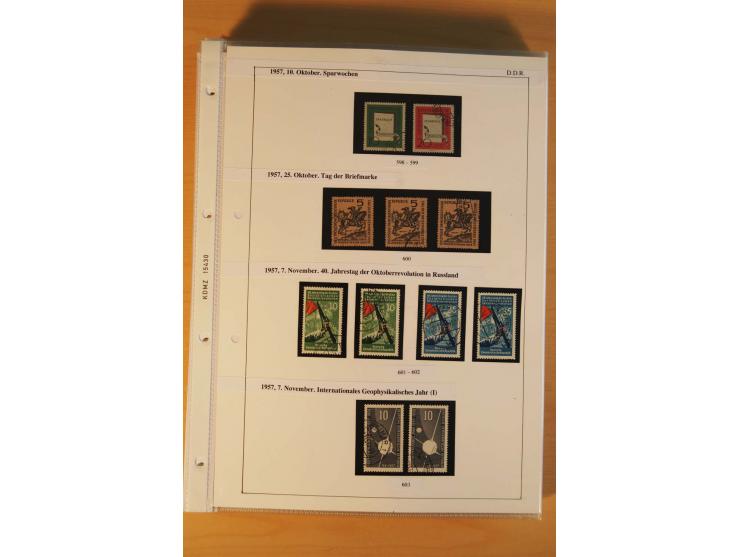 1949/90, postfrische und gestempelte stark spezialisierte Sammlung mit zahlreichen Abarten, Typen, Plattenfehlern und Zusamme