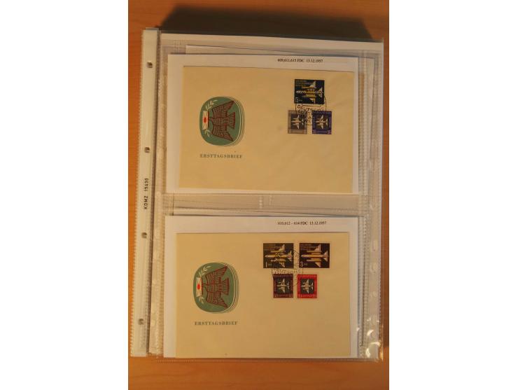1949/90, postfrische und gestempelte stark spezialisierte Sammlung mit zahlreichen Abarten, Typen, Plattenfehlern und Zusamme