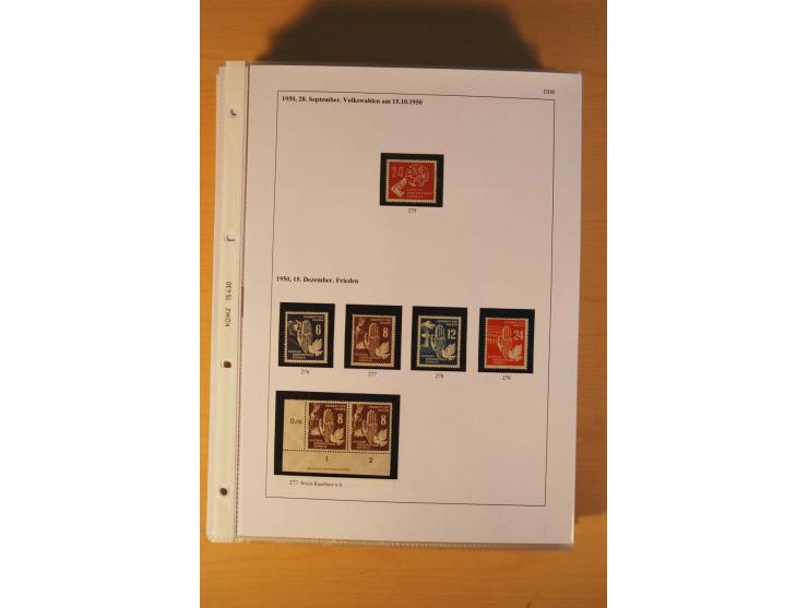 1949/90, postfrische und gestempelte stark spezialisierte Sammlung mit zahlreichen Abarten, Typen, Plattenfehlern und Zusamme