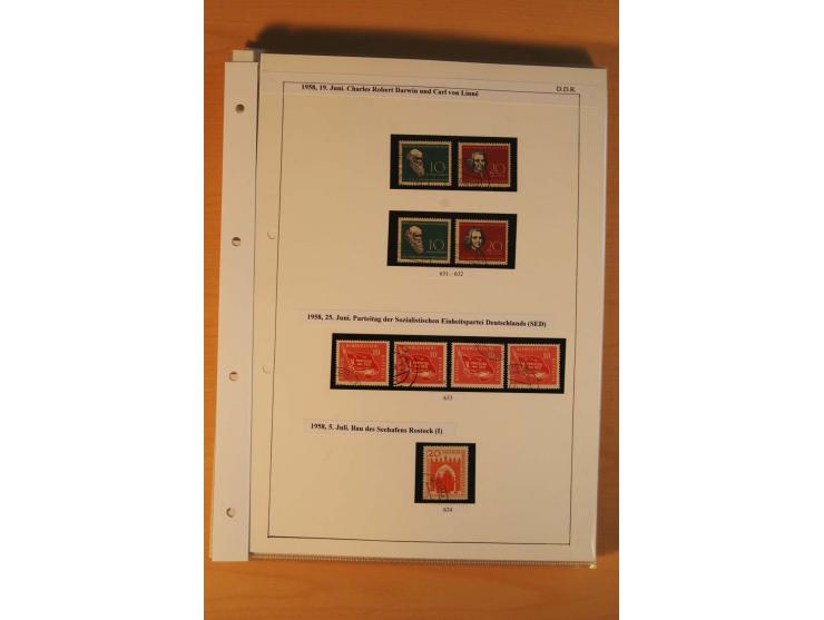 1949/90, postfrische und gestempelte stark spezialisierte Sammlung mit zahlreichen Abarten, Typen, Plattenfehlern und Zusamme