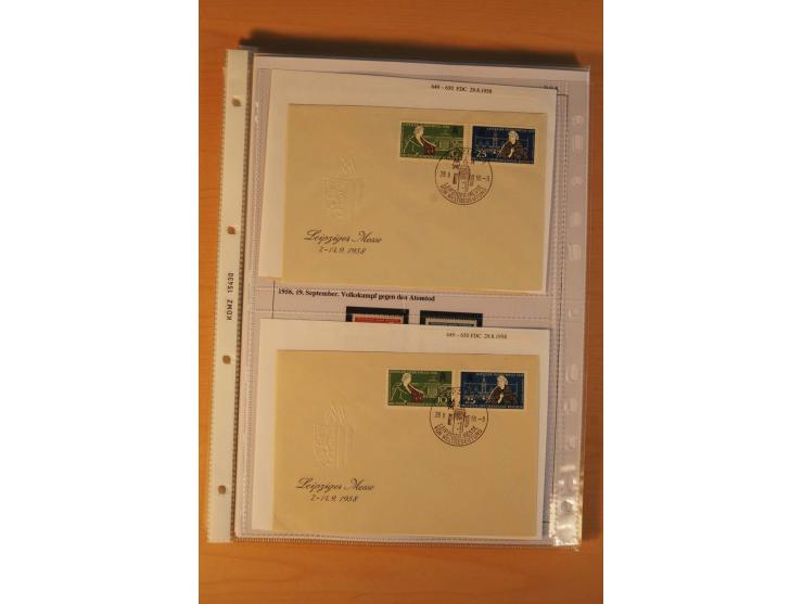 1949/90, postfrische und gestempelte stark spezialisierte Sammlung mit zahlreichen Abarten, Typen, Plattenfehlern und Zusamme