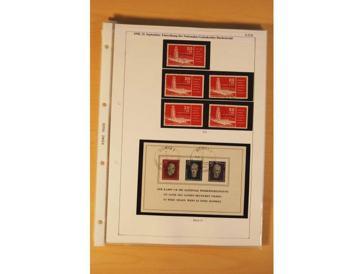 1949/90, postfrische und gestempelte stark spezialisierte Sammlung mit zahlreichen Abarten, Typen, Plattenfehlern und Zusamme