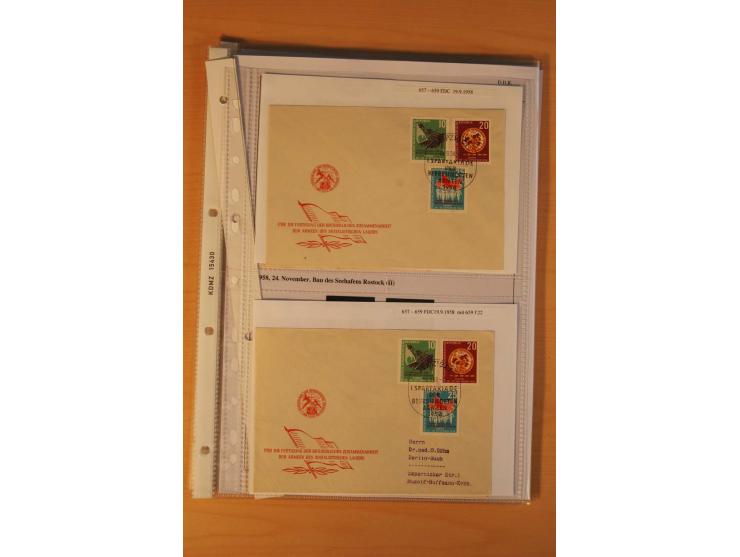 1949/90, postfrische und gestempelte stark spezialisierte Sammlung mit zahlreichen Abarten, Typen, Plattenfehlern und Zusamme