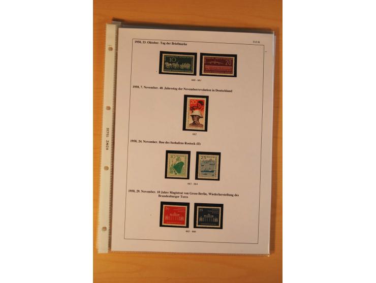 1949/90, postfrische und gestempelte stark spezialisierte Sammlung mit zahlreichen Abarten, Typen, Plattenfehlern und Zusamme
