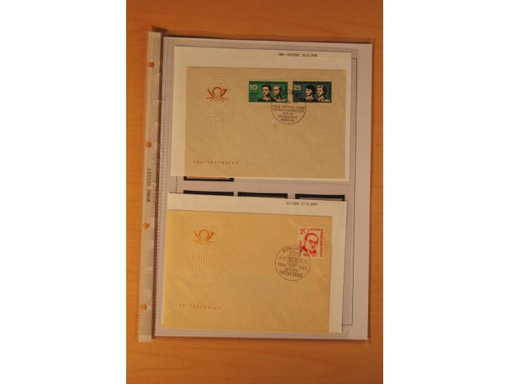 1949/90, postfrische und gestempelte stark spezialisierte Sammlung mit zahlreichen Abarten, Typen, Plattenfehlern und Zusamme