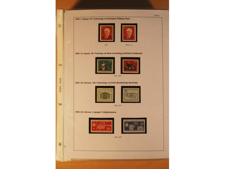 1949/90, postfrische und gestempelte stark spezialisierte Sammlung mit zahlreichen Abarten, Typen, Plattenfehlern und Zusamme