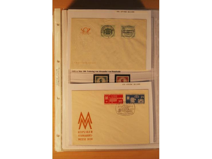 1949/90, postfrische und gestempelte stark spezialisierte Sammlung mit zahlreichen Abarten, Typen, Plattenfehlern und Zusamme