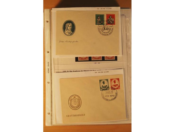 1949/90, postfrische und gestempelte stark spezialisierte Sammlung mit zahlreichen Abarten, Typen, Plattenfehlern und Zusamme
