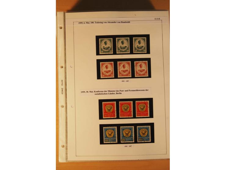 1949/90, postfrische und gestempelte stark spezialisierte Sammlung mit zahlreichen Abarten, Typen, Plattenfehlern und Zusamme