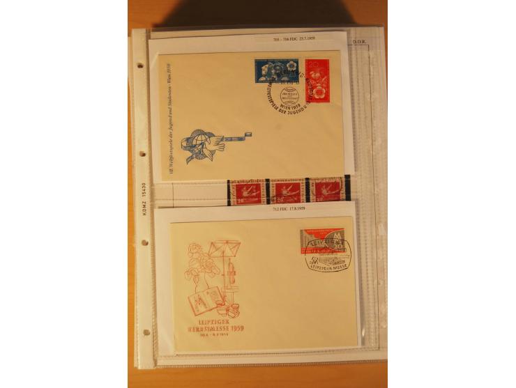 1949/90, postfrische und gestempelte stark spezialisierte Sammlung mit zahlreichen Abarten, Typen, Plattenfehlern und Zusamme