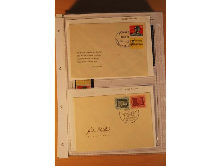 1949/90, postfrische und gestempelte stark spezialisierte Sammlung mit zahlreichen Abarten, Typen, Plattenfehlern und Zusamme