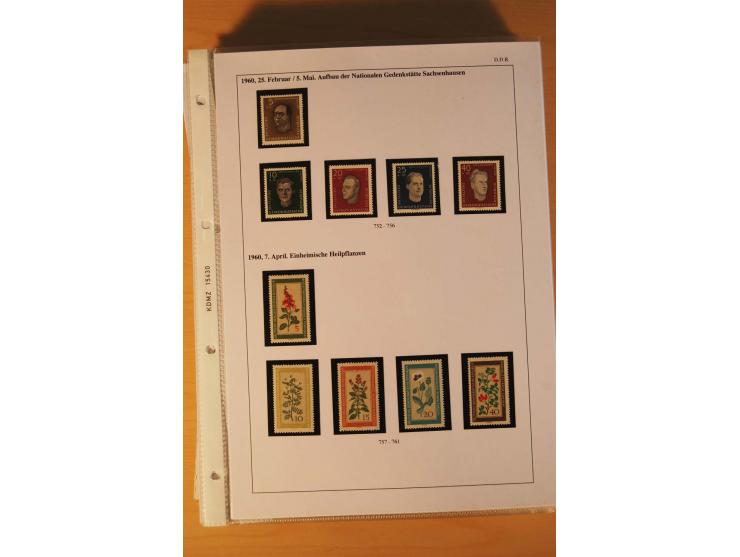 1949/90, postfrische und gestempelte stark spezialisierte Sammlung mit zahlreichen Abarten, Typen, Plattenfehlern und Zusamme