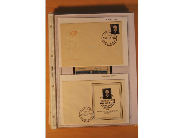1949/90, postfrische und gestempelte stark spezialisierte Sammlung mit zahlreichen Abarten, Typen, Plattenfehlern und Zusamme