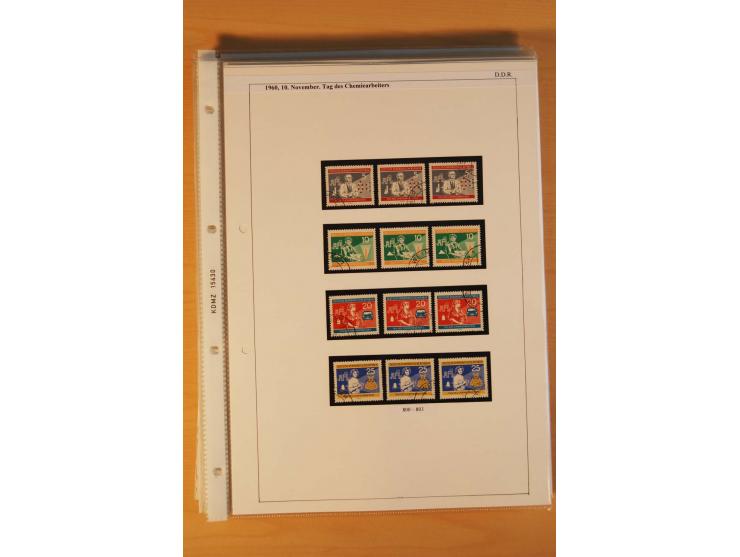 1949/90, postfrische und gestempelte stark spezialisierte Sammlung mit zahlreichen Abarten, Typen, Plattenfehlern und Zusamme