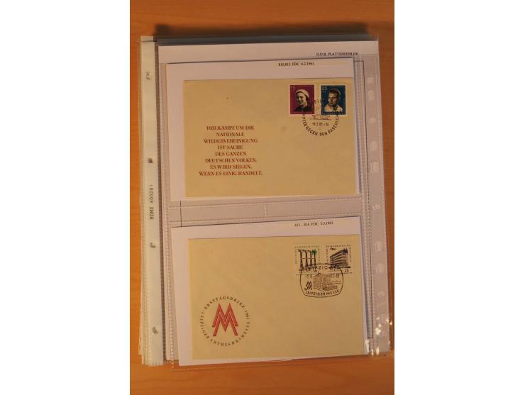 1949/90, postfrische und gestempelte stark spezialisierte Sammlung mit zahlreichen Abarten, Typen, Plattenfehlern und Zusamme