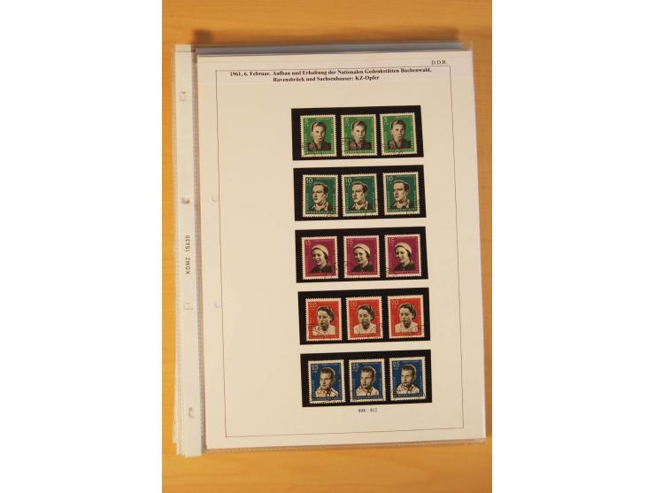 1949/90, postfrische und gestempelte stark spezialisierte Sammlung mit zahlreichen Abarten, Typen, Plattenfehlern und Zusamme