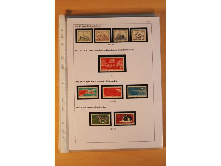 1949/90, postfrische und gestempelte stark spezialisierte Sammlung mit zahlreichen Abarten, Typen, Plattenfehlern und Zusamme